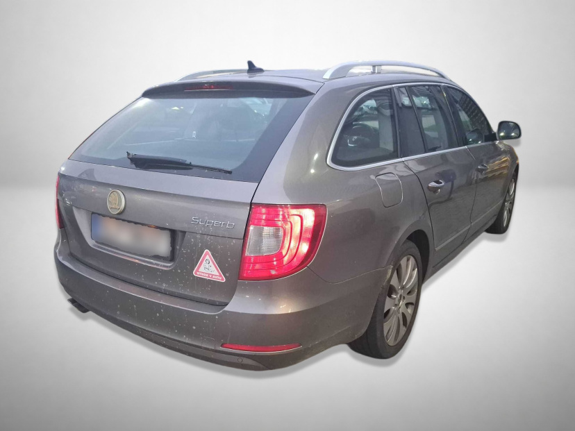 Škoda Superb, 2010