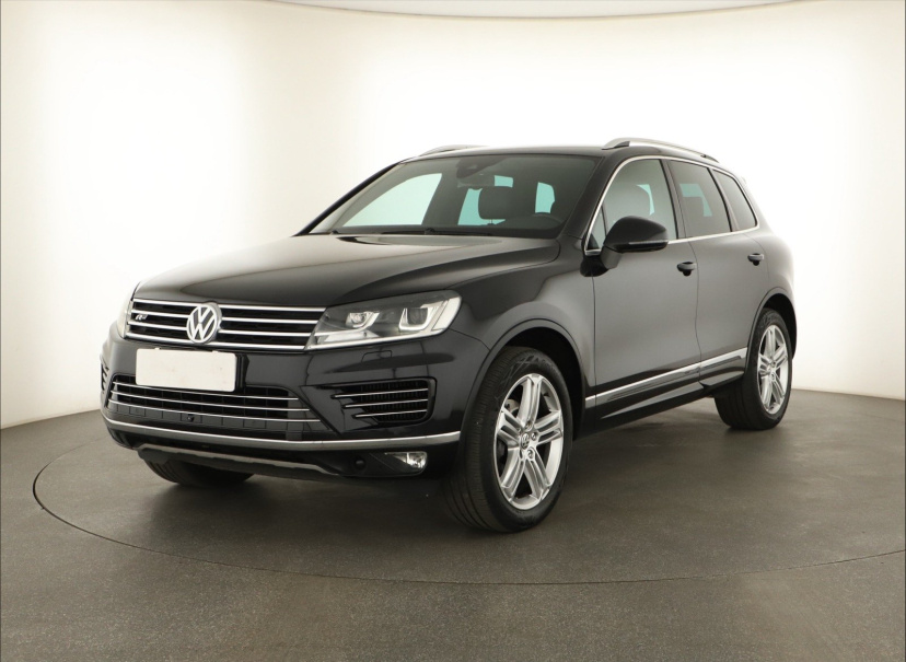 Volkswagen Touareg, 2015