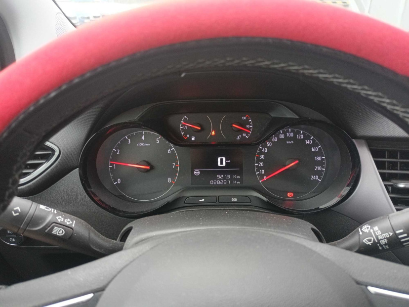 Opel Crossland, 2023