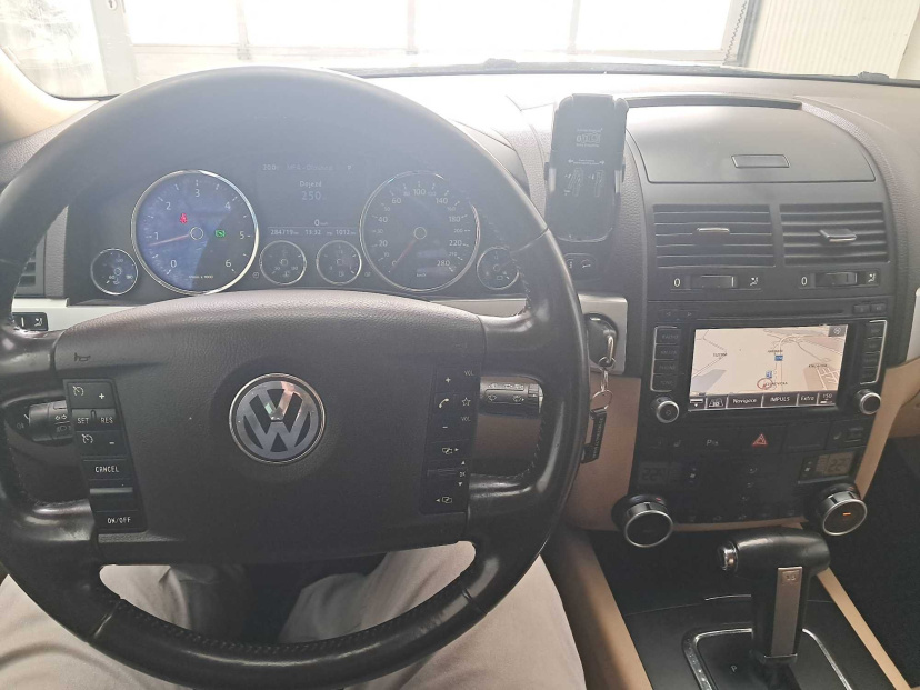Volkswagen Touareg, 2008 – foto 3