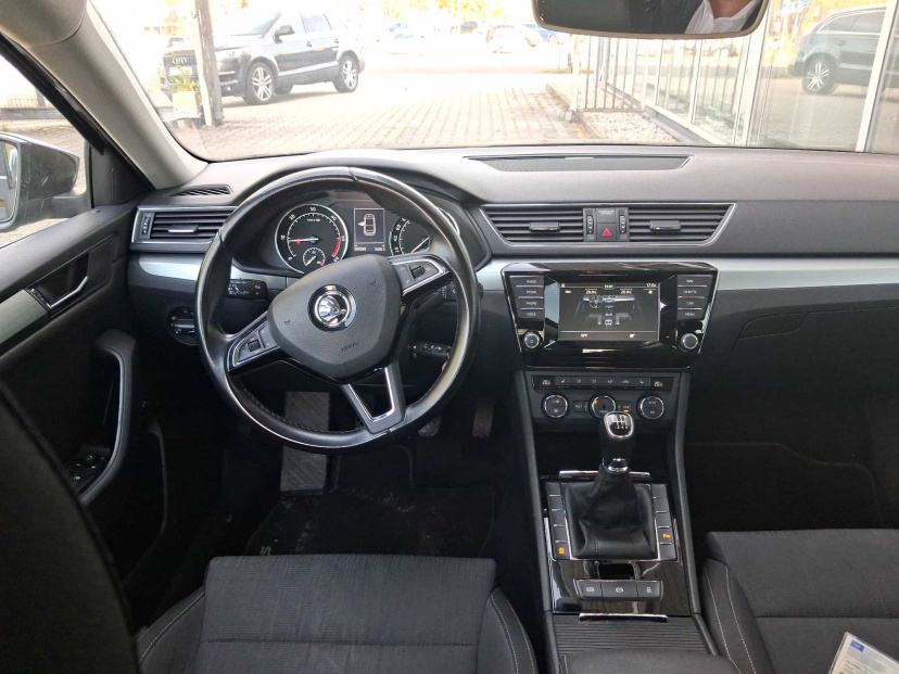 Škoda Superb, 2016