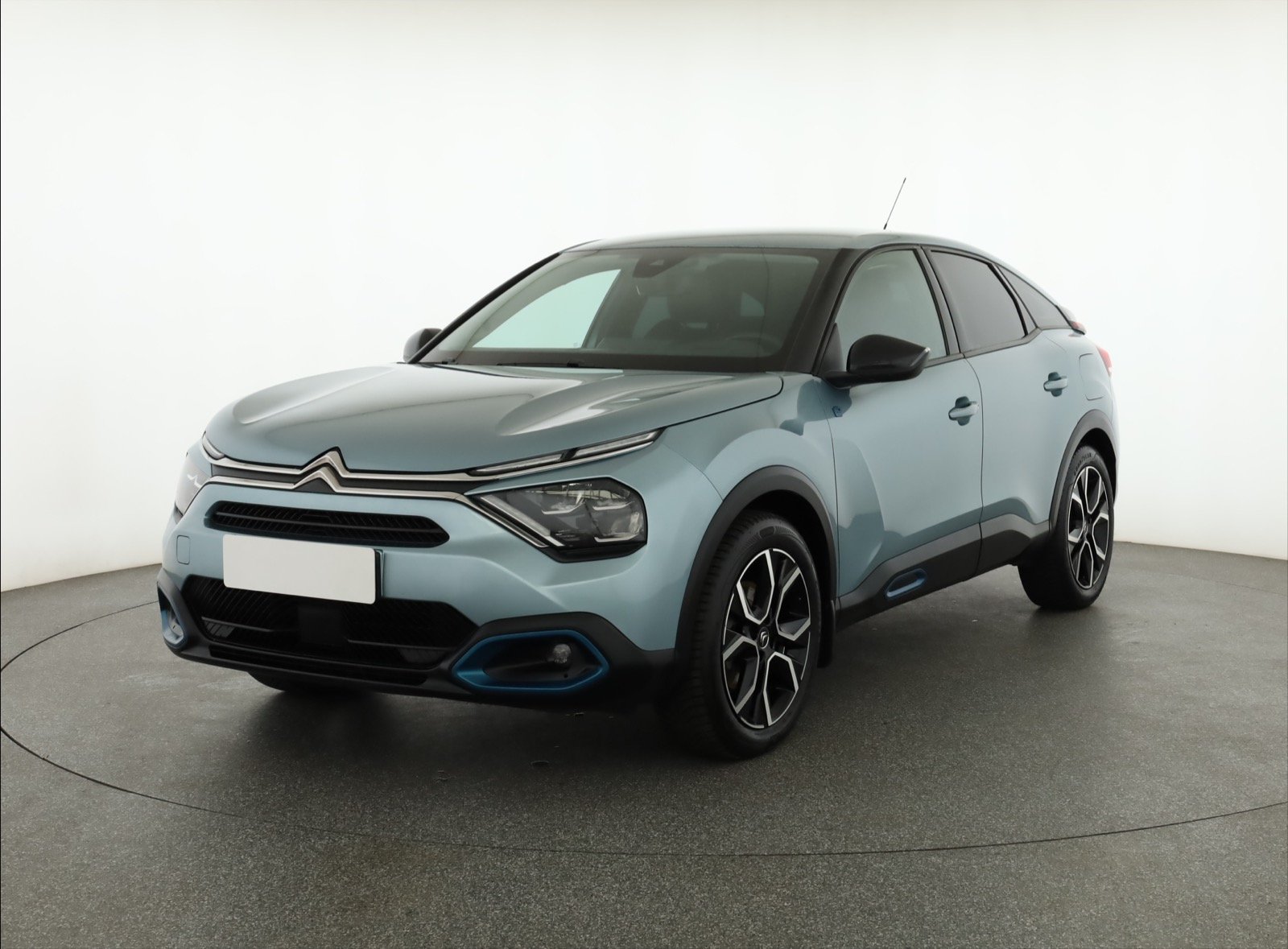 Citroen e-C4 50 kWh, 2021 3
