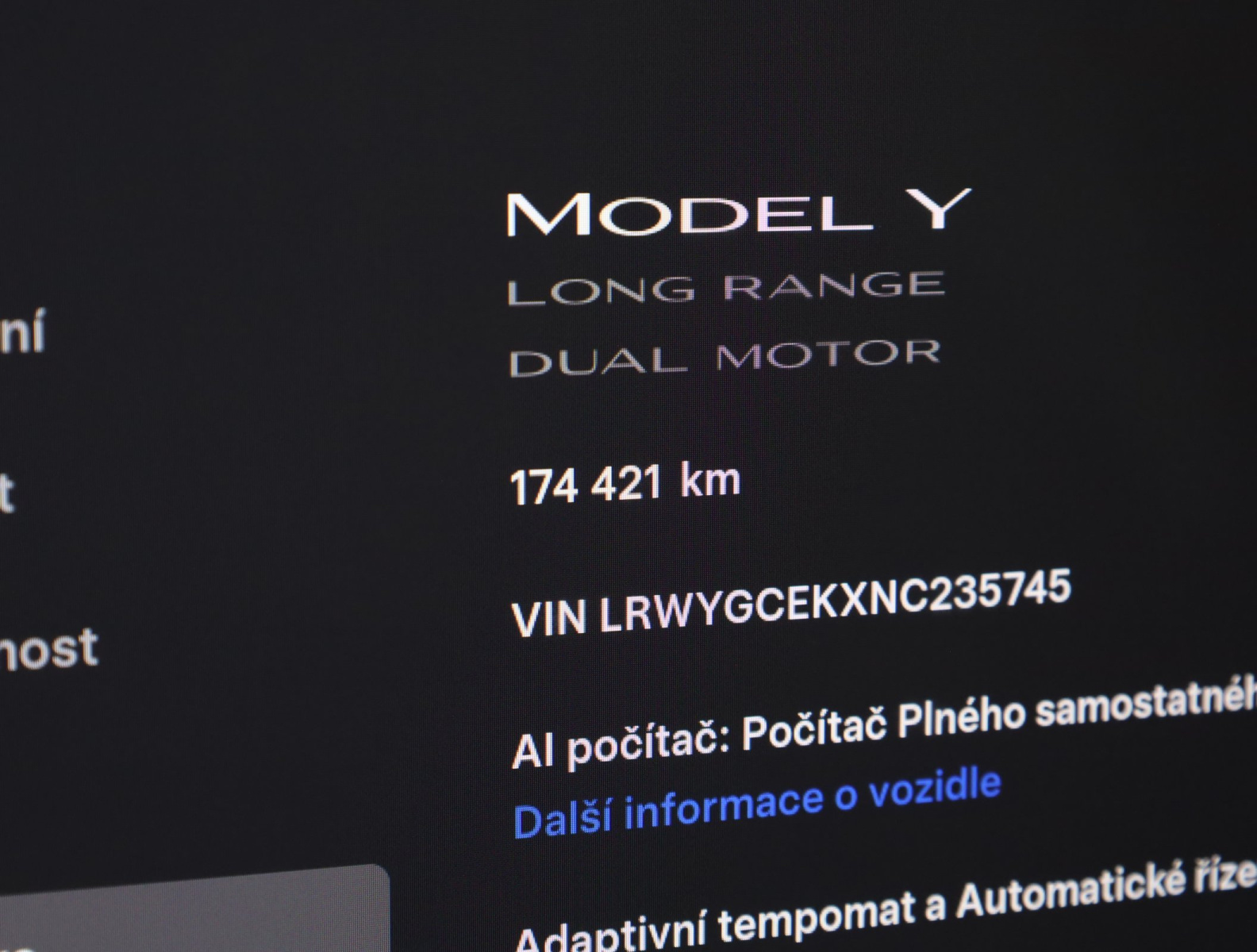 Tesla Model Y Long Range AWD – fotografie 15